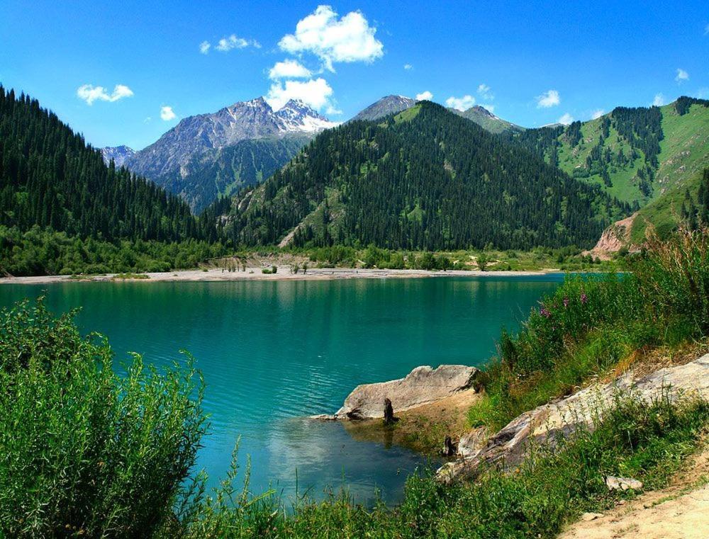 Уютный Ночлег Иссыкские Курганы Rahat Екстериор снимка